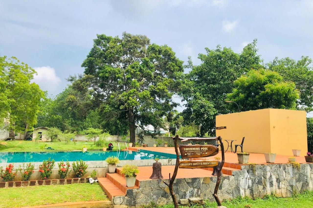 Lolu Village Resort Anurâdhapura Extérieur photo